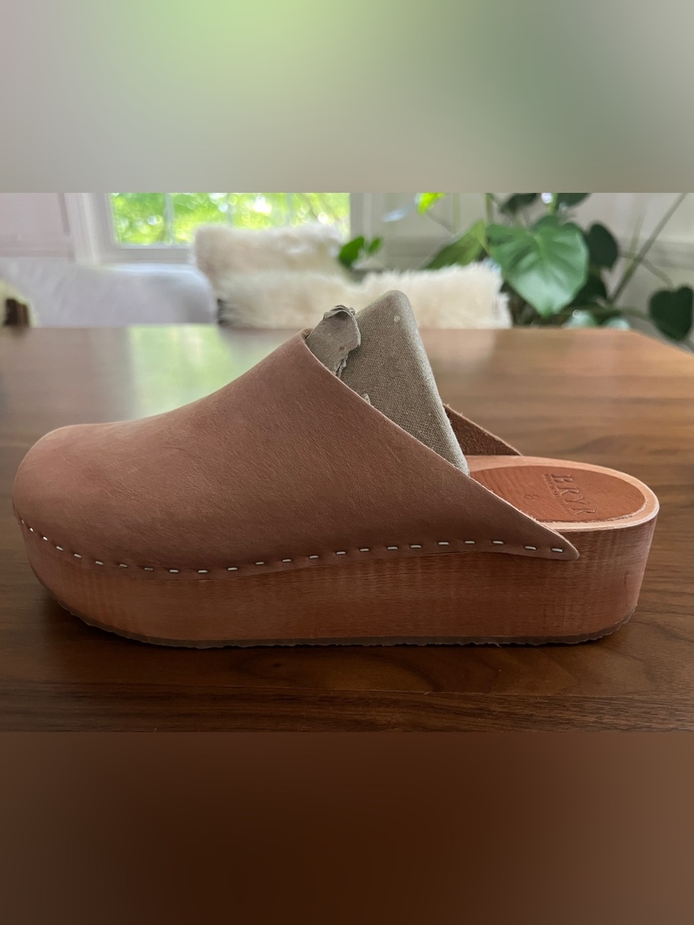 Bryr Leather Clogs - “The Bean” - Women's Size 8 - Picture 4 of 9